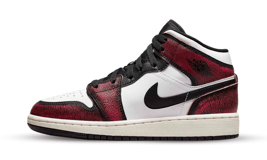 Air Jordan 1 Mid SE Wear-Away Chicago